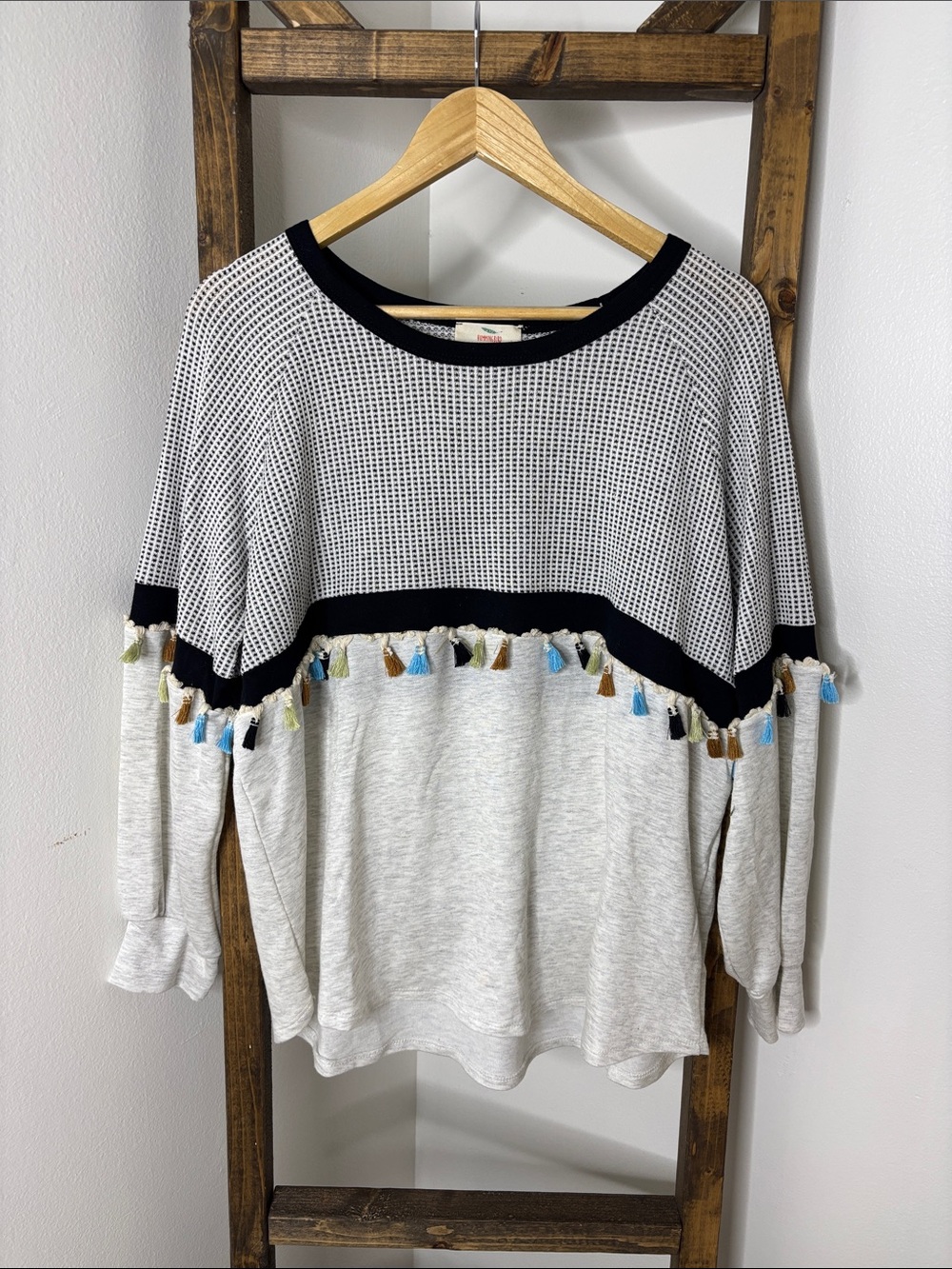 Hummingbird Woven Top with Multicolor Tassels - Black & Light Gray Size L
